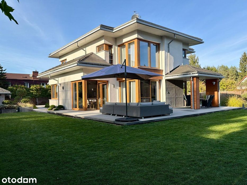 Nowoczesny dom z basenem | Konstancin-Jeziorna, Jastrzębie