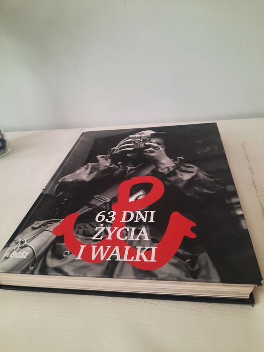 Opasły Album o powstaniu warszawskim