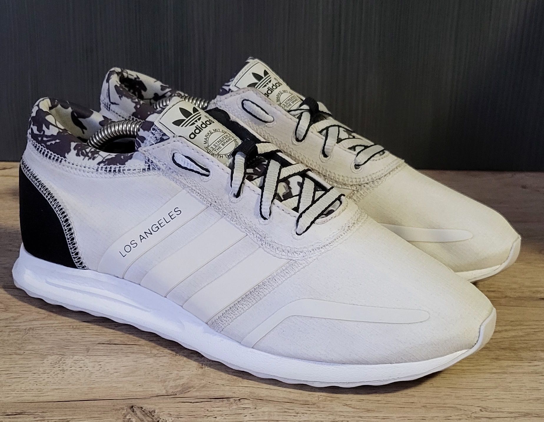 Жіночі кросівки Adidas Los Angeles ,39 р