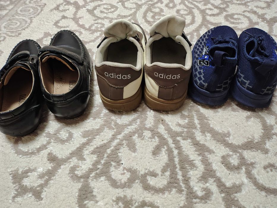 Туфли,кросовки,кросівки, макасини 29,30 розмір , 19 см, 18,5 см