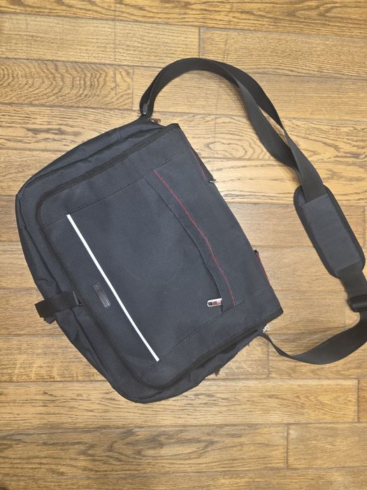 Сумка для ноутбуку