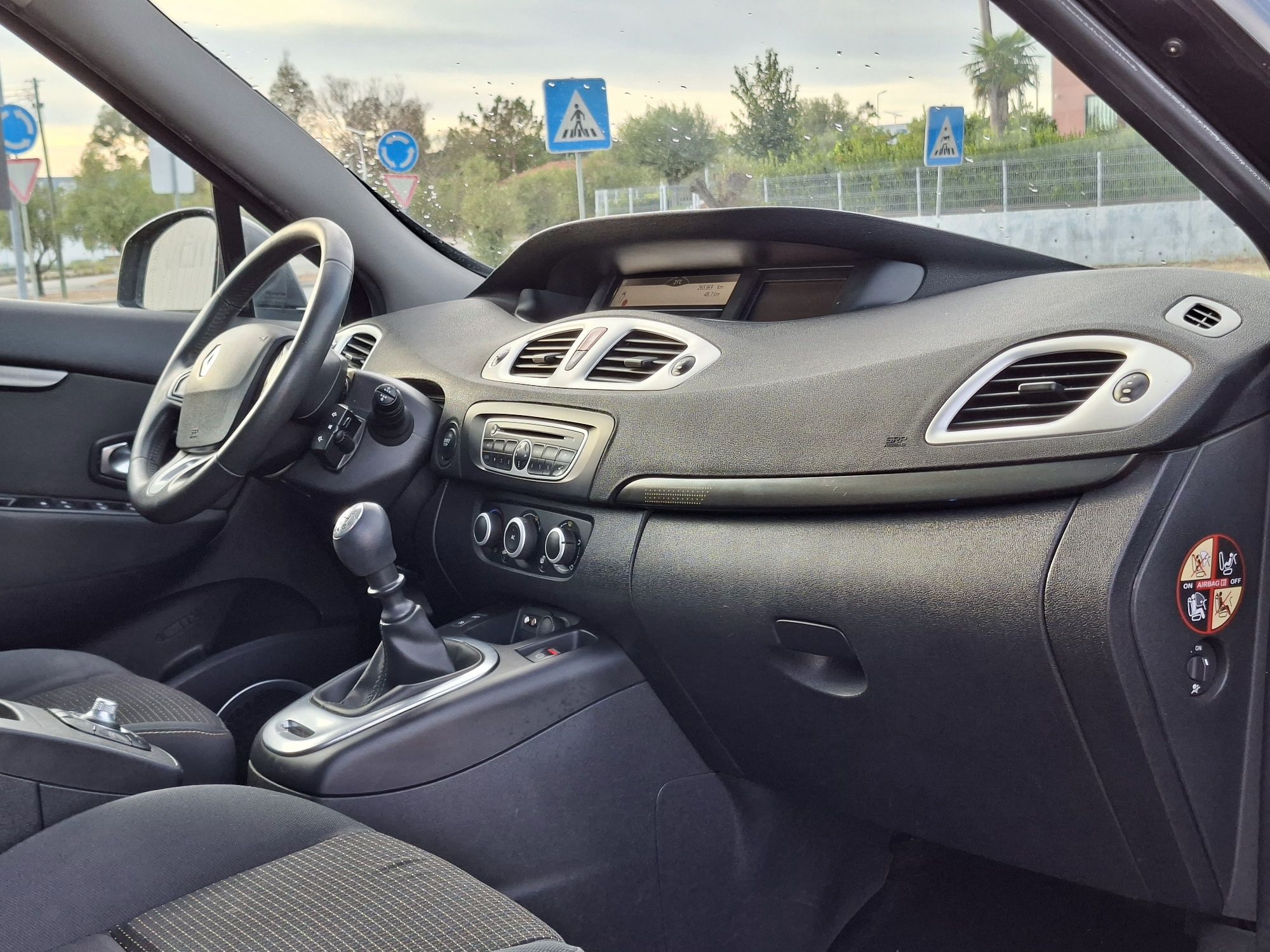 Renault Scenic 1.5 dCi Dynamique - 2010