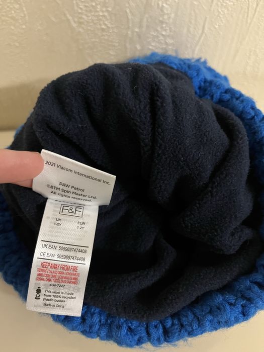 Дитяча шапка на хлопчика та на дівчинку 1-2 рочки