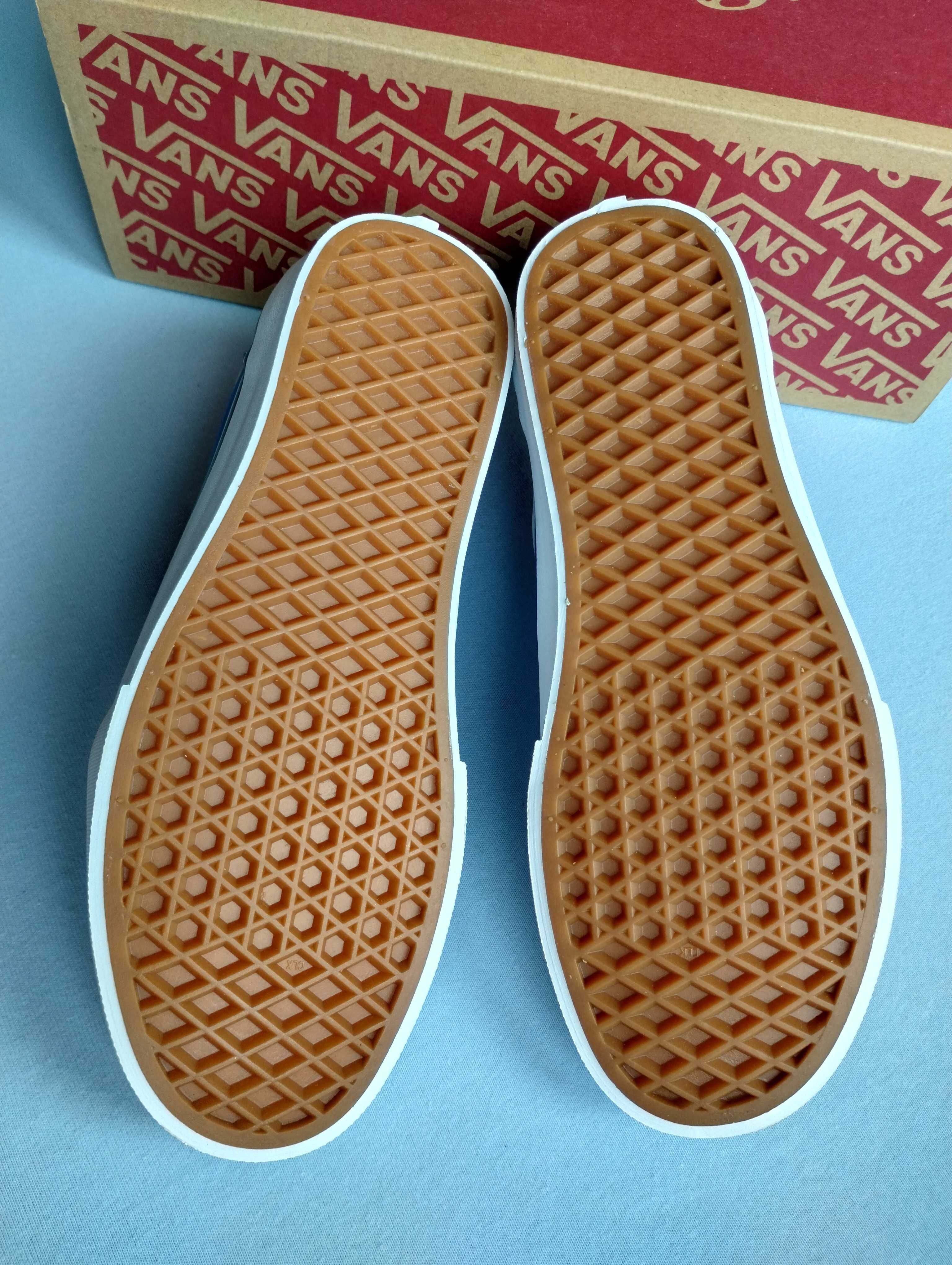 Nowe Vans Ward Canvas