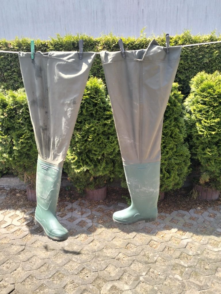Buty wędkarskie rozmiar 40 długość całkowita 95