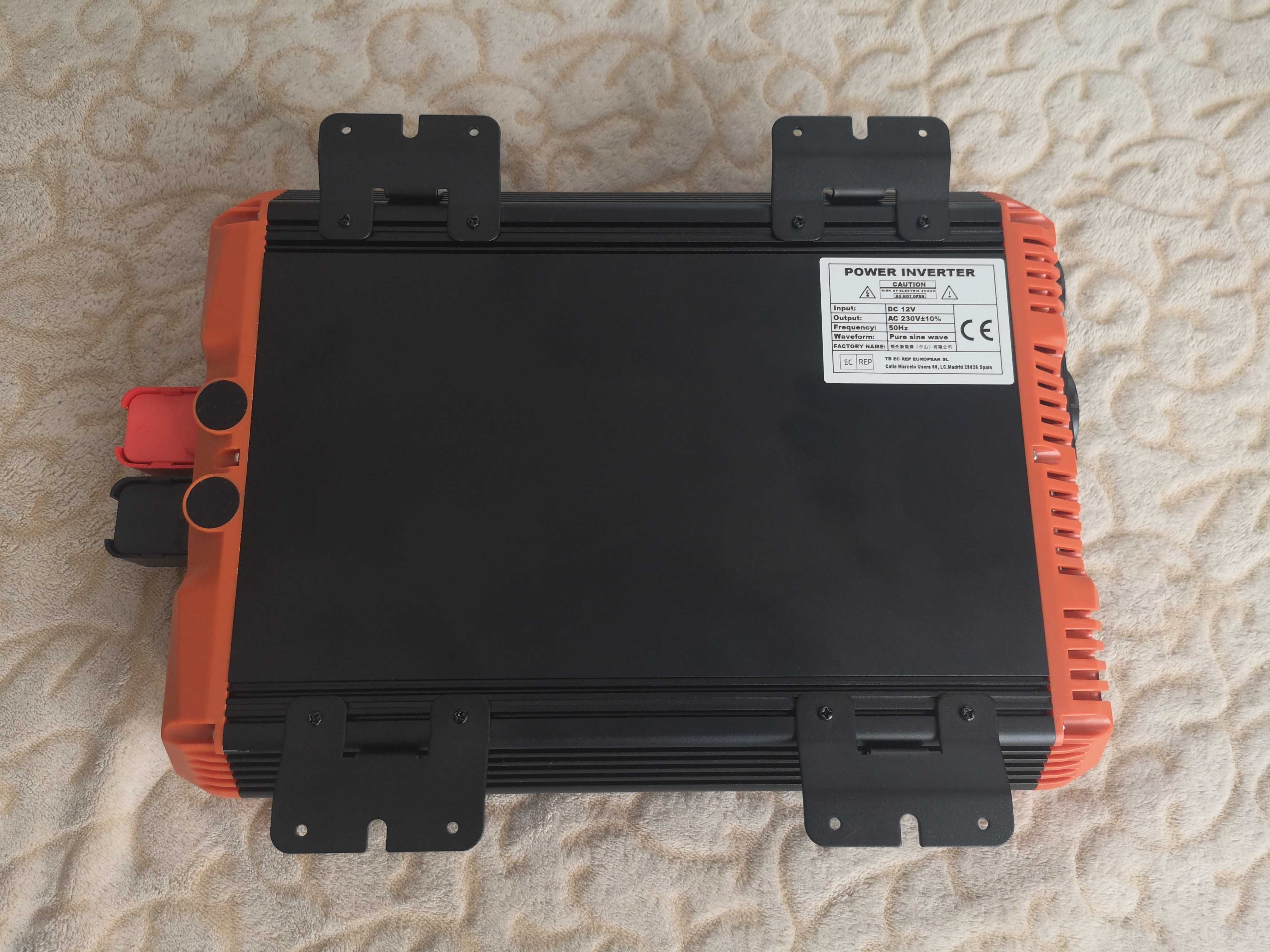 Інвертор FCHAO 2500W чистий синус, 12 вольт