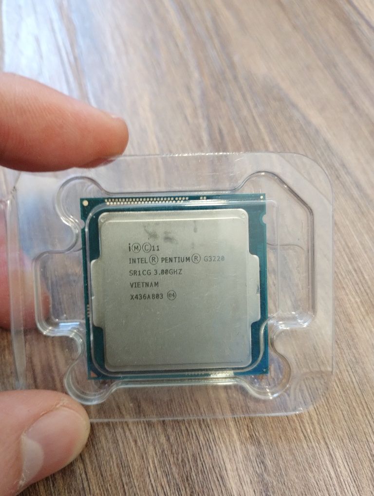 Процесори Intel та AMD, все одним лотом!