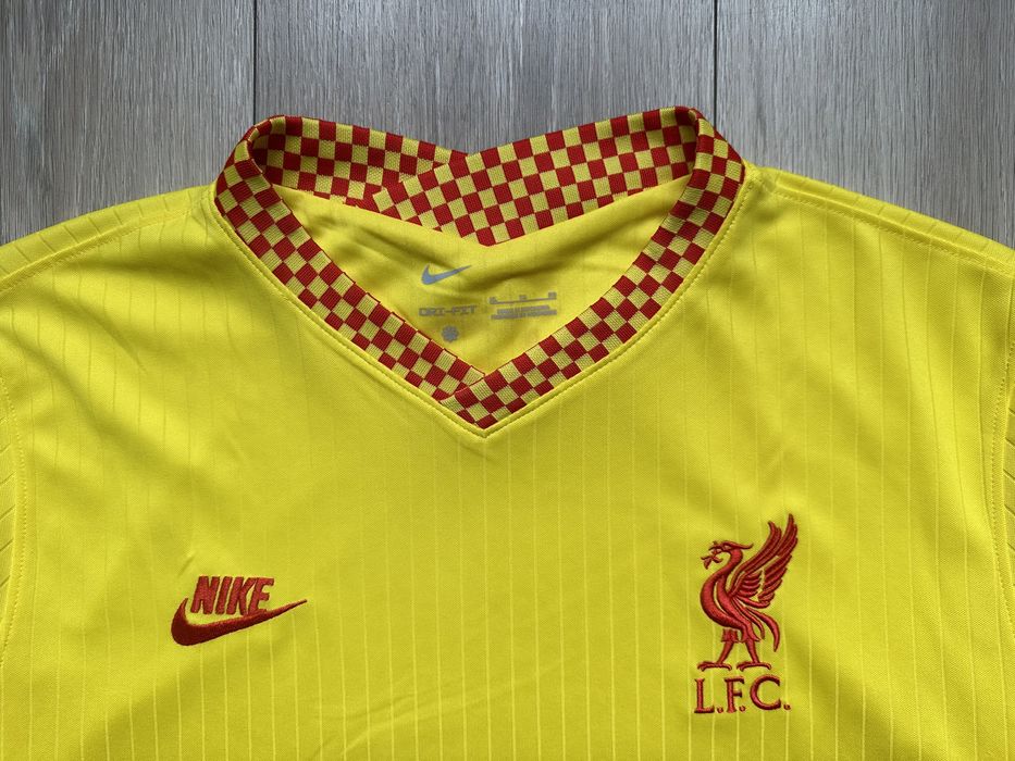 Футбольна футболка джерсі Nike Liverpool