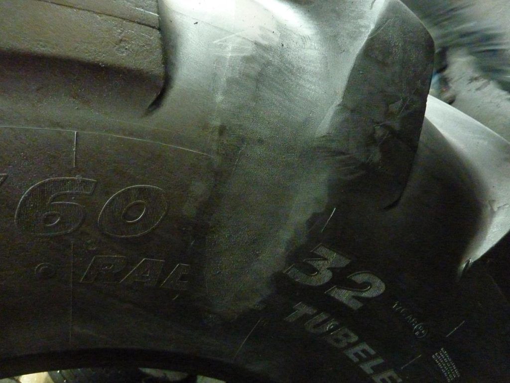 Opona używana rolnicza 900/60R32 MICHELIN MEGAXBIB 5800zł W3687