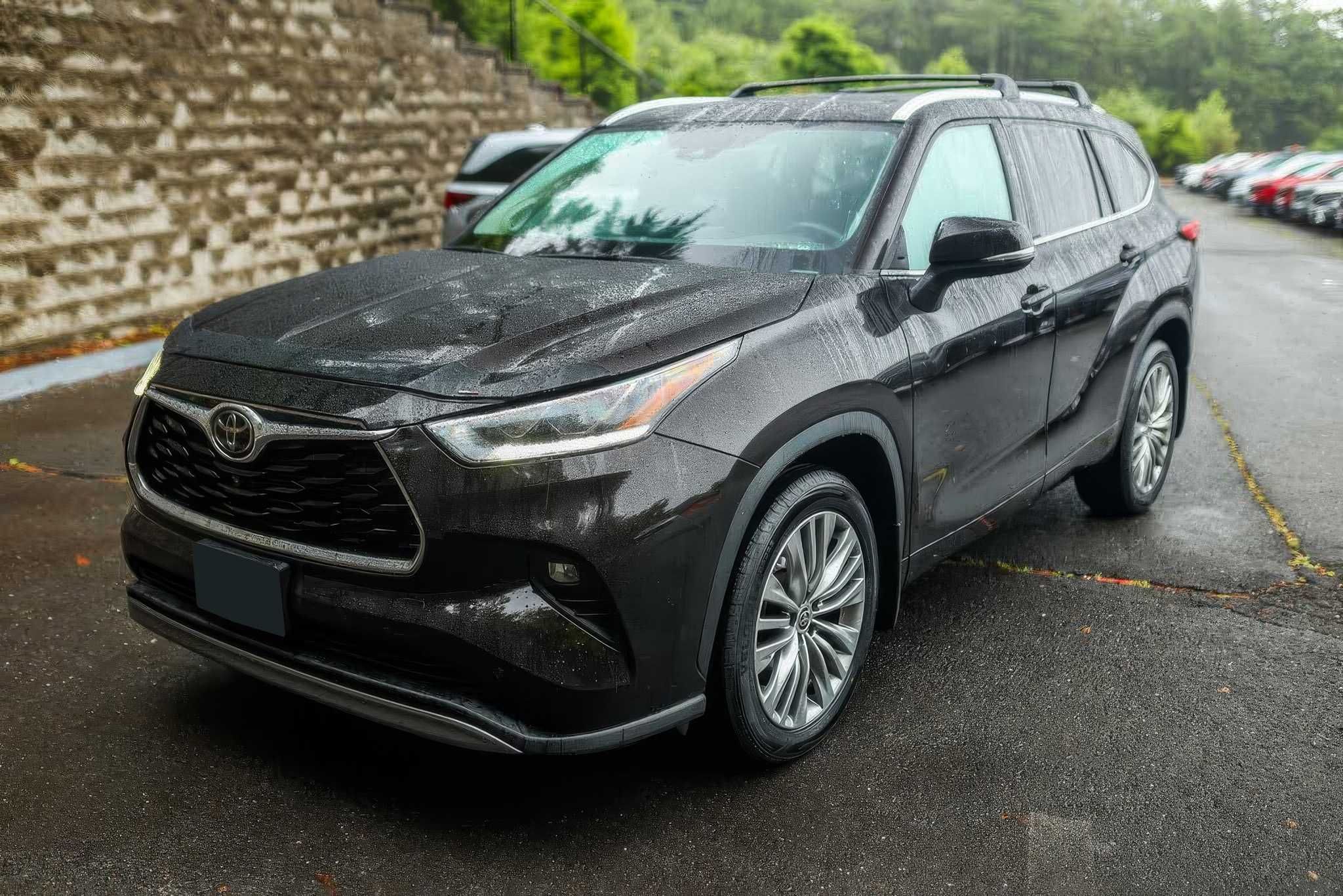 2022 Toyota Highlander Platinum