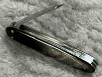 Zabytkowy scyzoryk Victorinox Model 75 - 1943..1951 - rogowe okładziny
