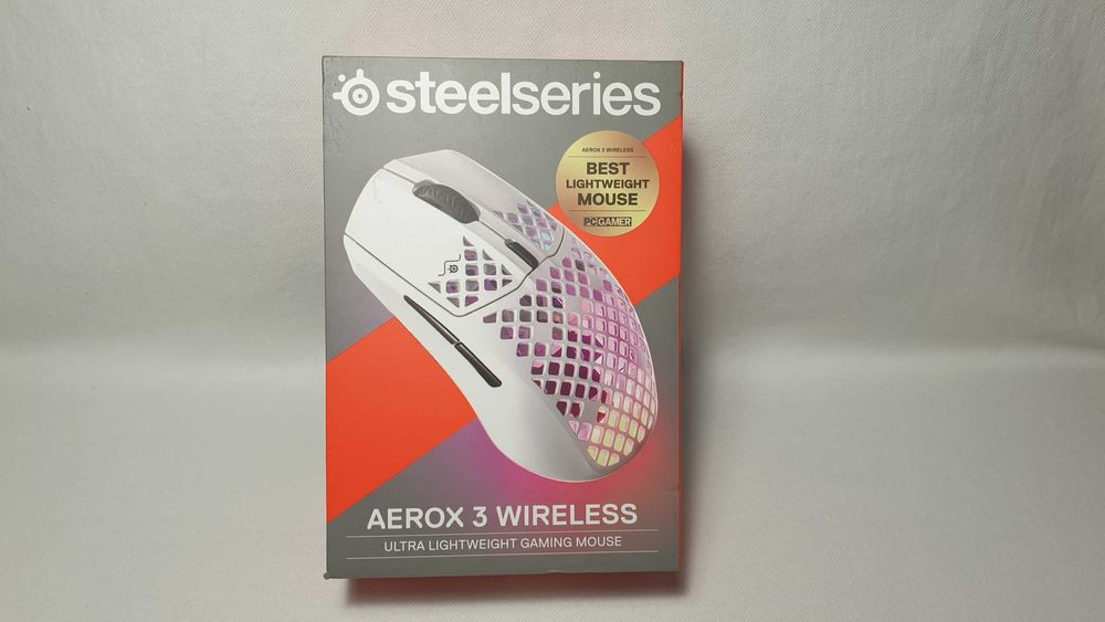 Mysz bezprzewodowa Steelseries Aerox 3 SNOW jak NOWA.