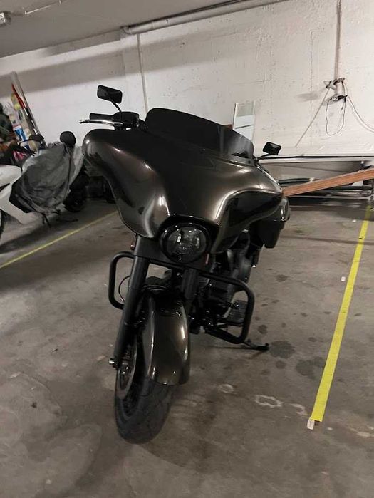 Harley Davidson - FLHTK - ELECTRA GLIDE 2012