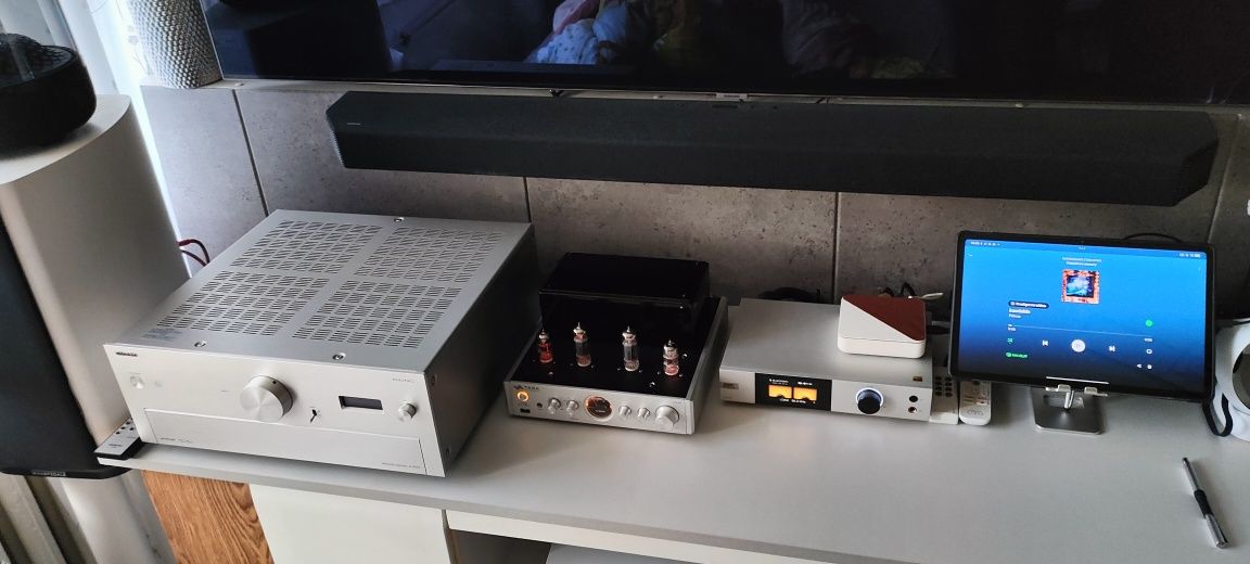 Witam sprzedam wzmacniacz Onkyo 9070