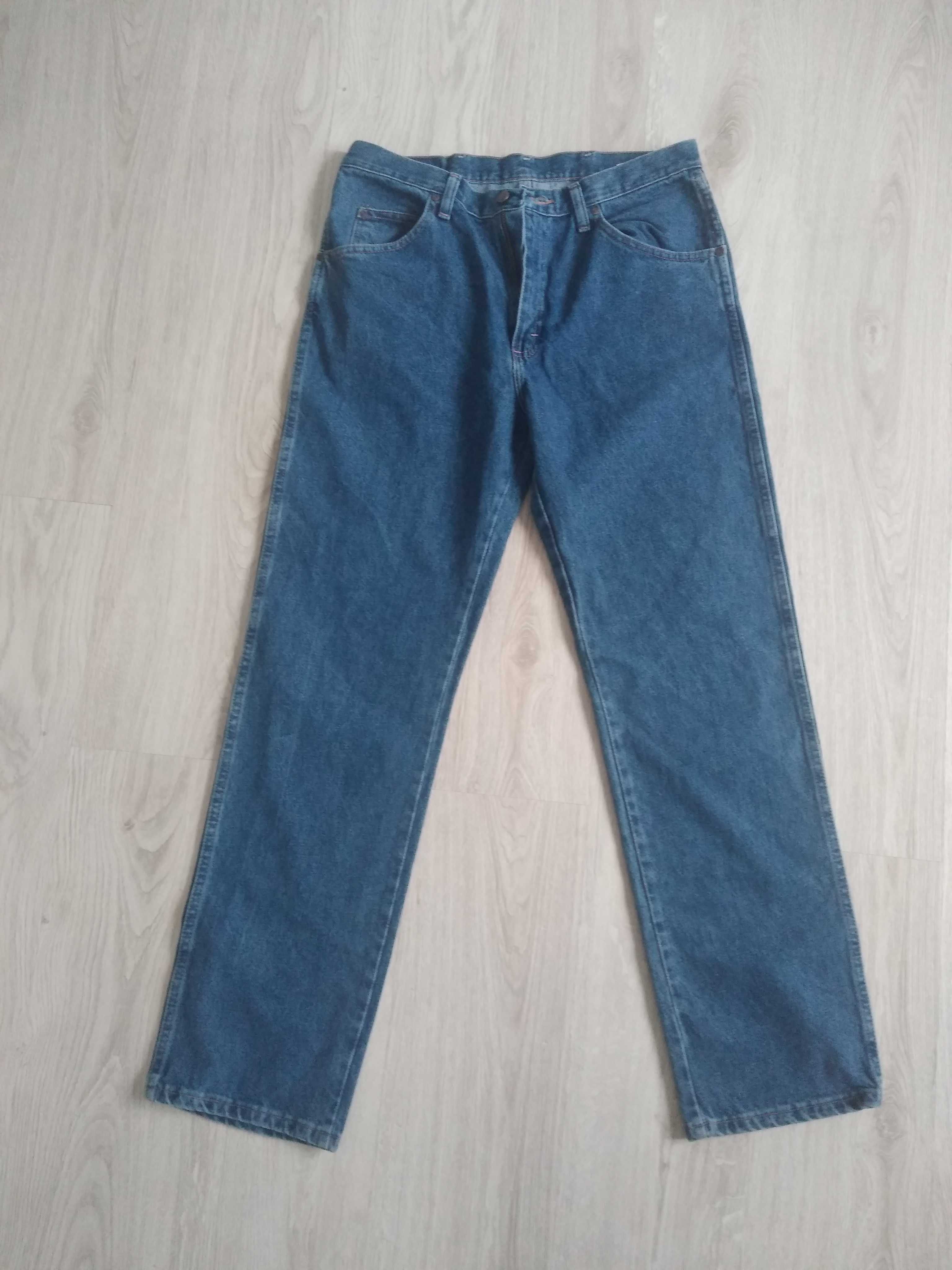 Jeansy Wrangler Regular Fit W34 L32