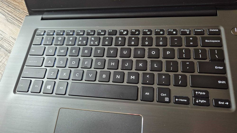 Dell Vostro 5468 i5-7200u 8GB 256GB SSD Win11Pro