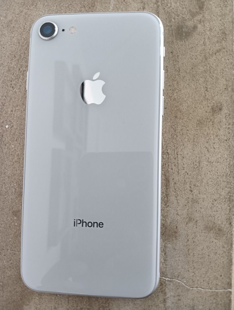 iPhone 8 com garantia Branco 100%