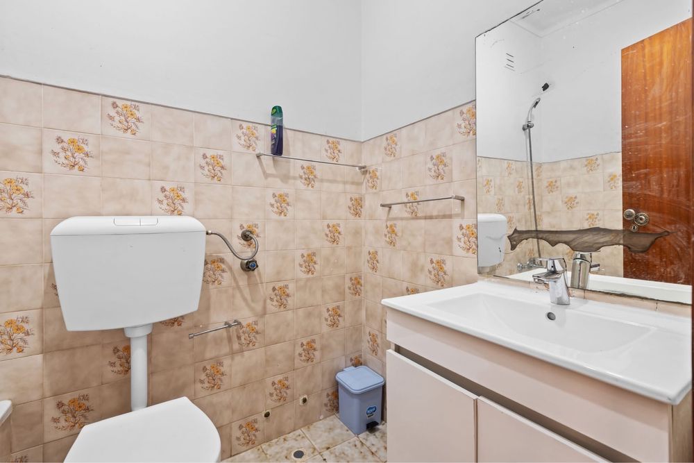 Apartamento T3 à venda no centro do Fundão