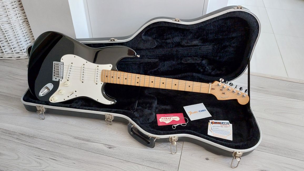 Fender Stratocaster American Standard USA 1996 case papiery