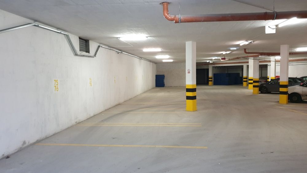 Garaż Miejsce parkingowe magazyn  w hali garażowej Luboń Pułaskiego