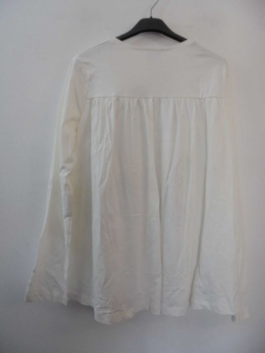 camisola de menina da marca Mayoral nova com etiqueta