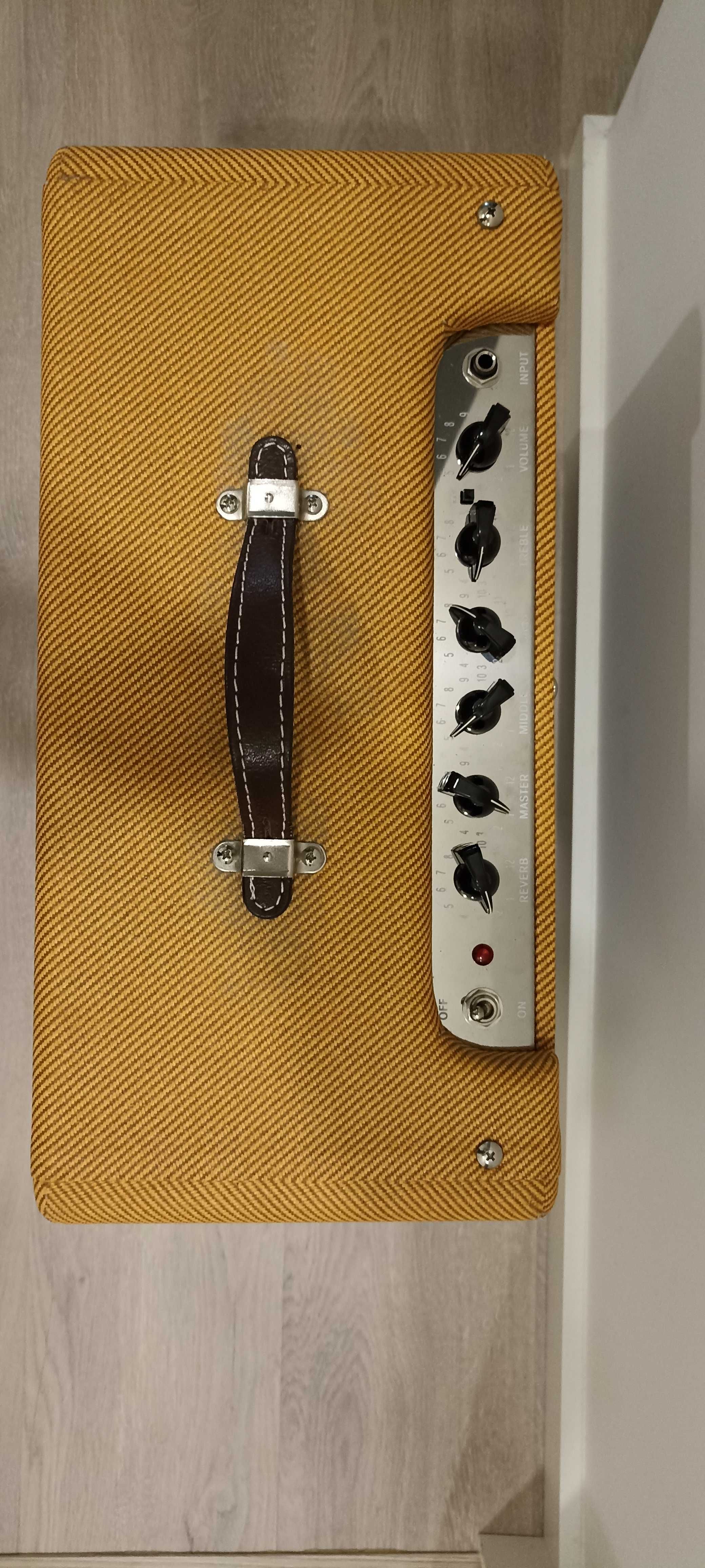 Amplificador Blues Junior Tweed