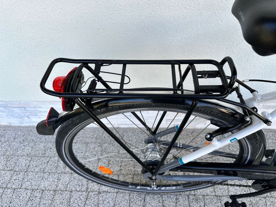 Rower RIXE - koła 28, aluminiowy, Nexus 7b, 2x amor, prądnica w kole