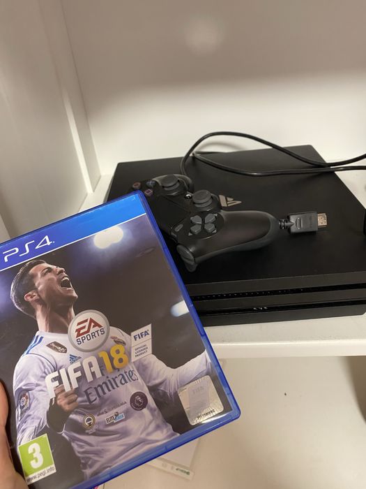Продам sony ps4 pro 1TB