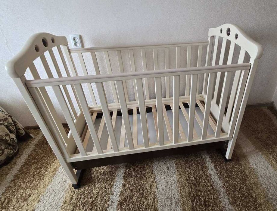 Дитяче ліжечко "Соня"