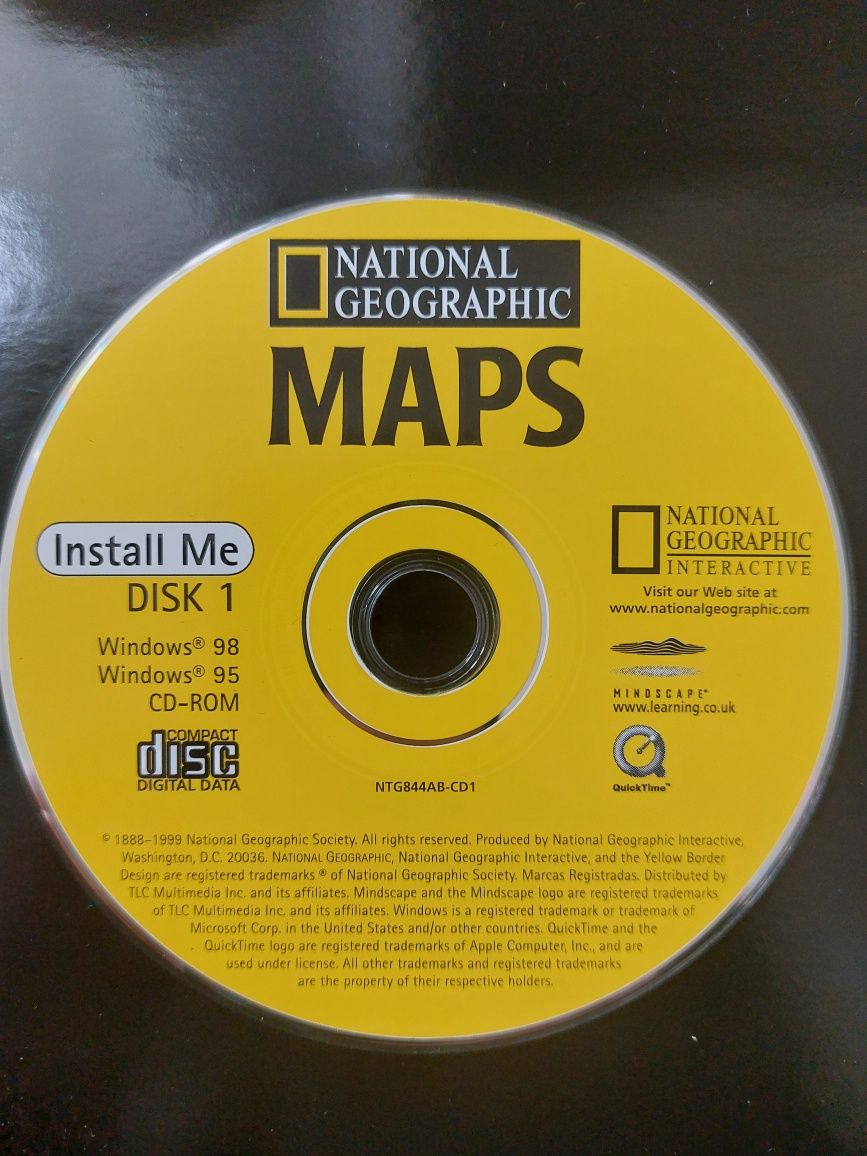Zestaw płyt z mapami National Geographic