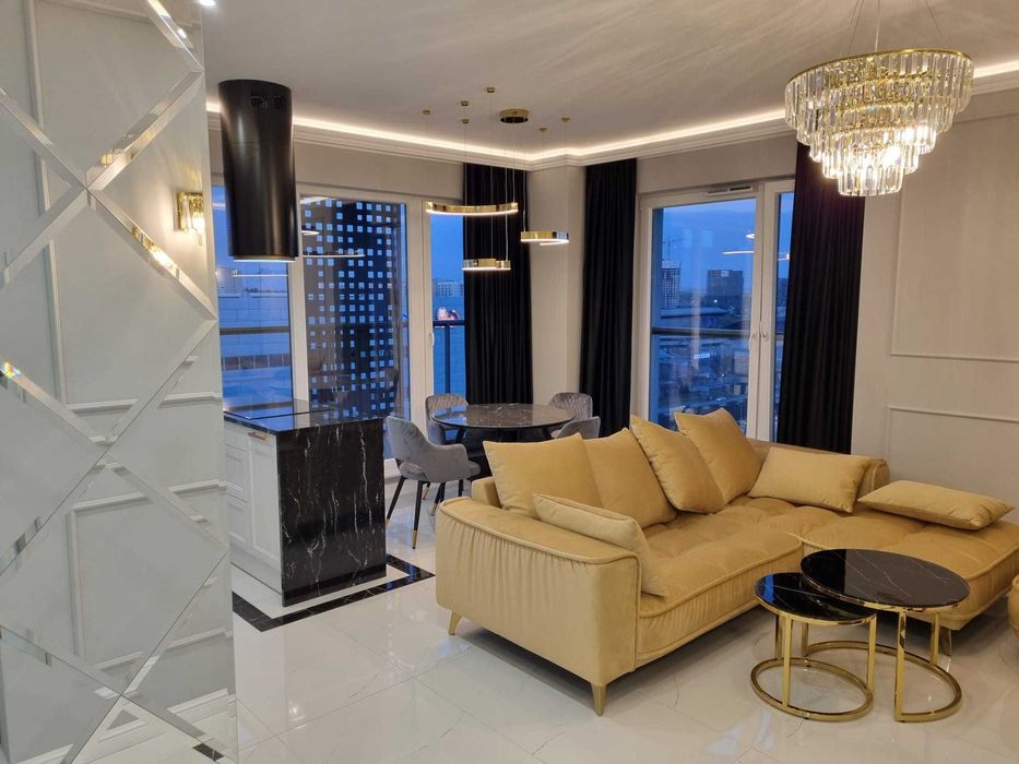 Komplet nowoczesnych stolików