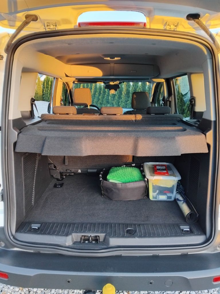 Ford Tourneo Connect 1.6tdci 115km Klima 5 Osobowy