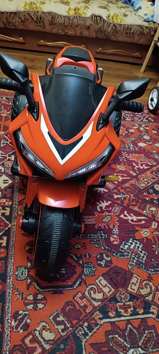 Дитячий електромопед