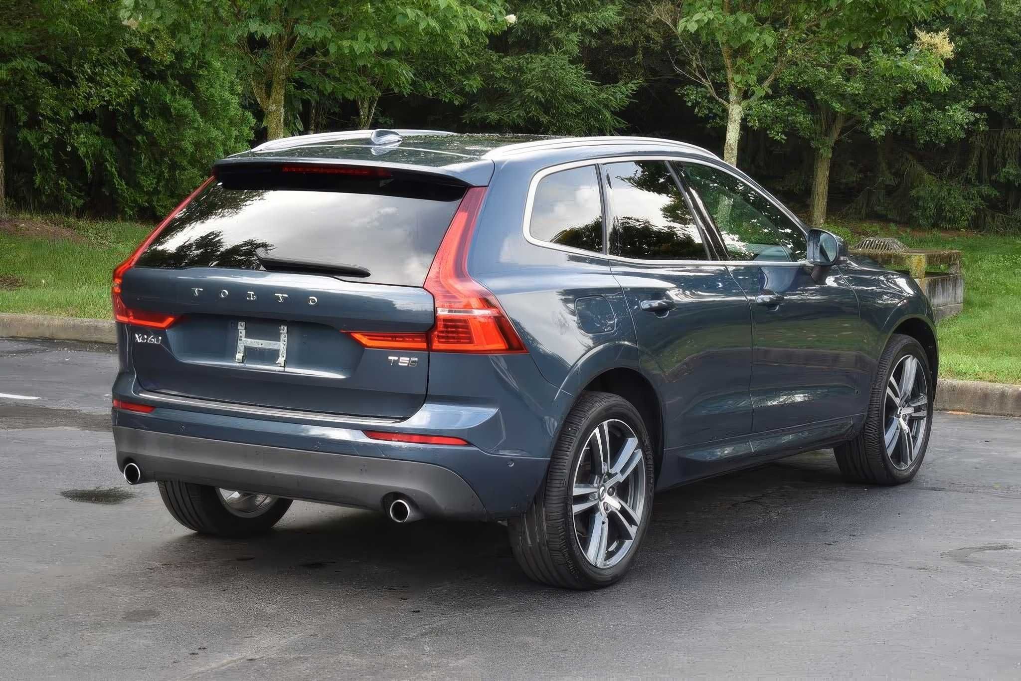 2019 Volvo XC60 T5 Momentum