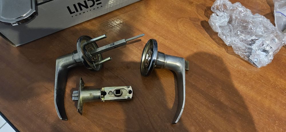 Ручка дверна Linde