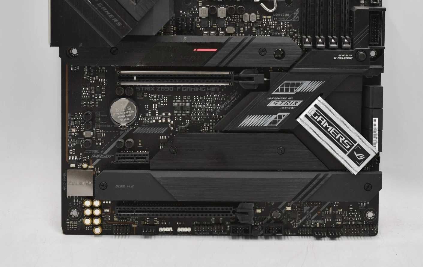 Материнська плата Asus Rog Strix Z690-F DDR5 LGA1700