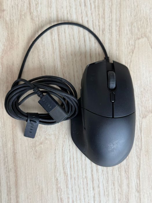 Razer Basilisk Essential