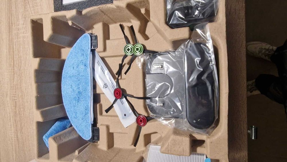 Tikom L9000 robot sprzątający z funkcją mopowania