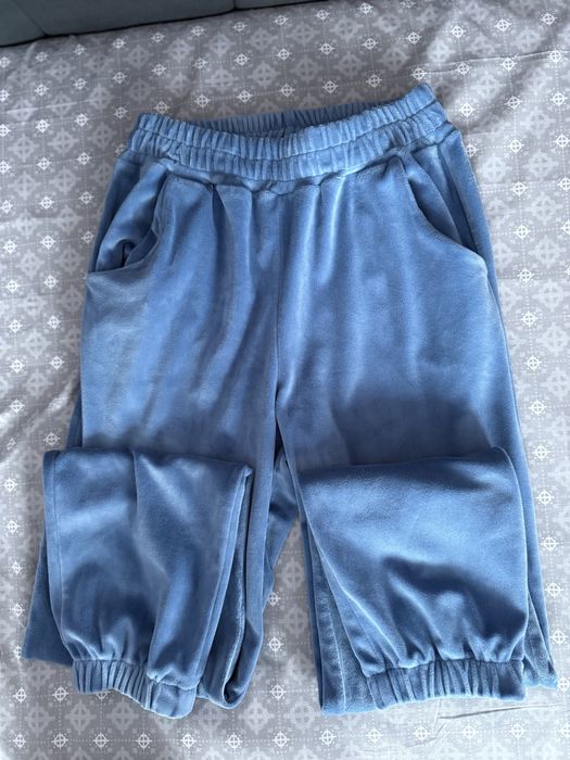 Велюровий костюм в ідеальному стані