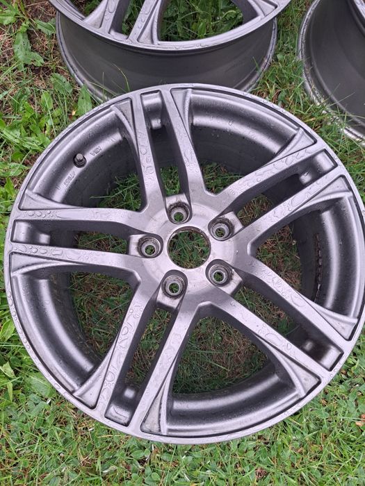 MAM 17cali 5x112 ET42 Audi Volkswagen Bmw
SKODA VW