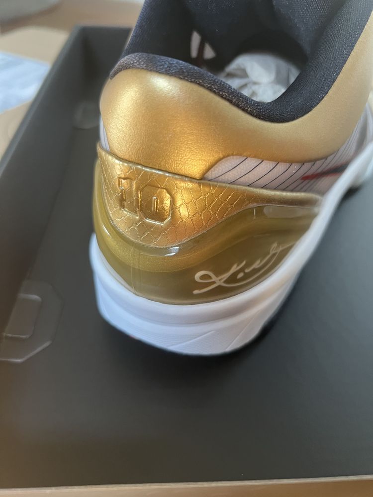 Nike Kobe 4 protro metallic gold 42