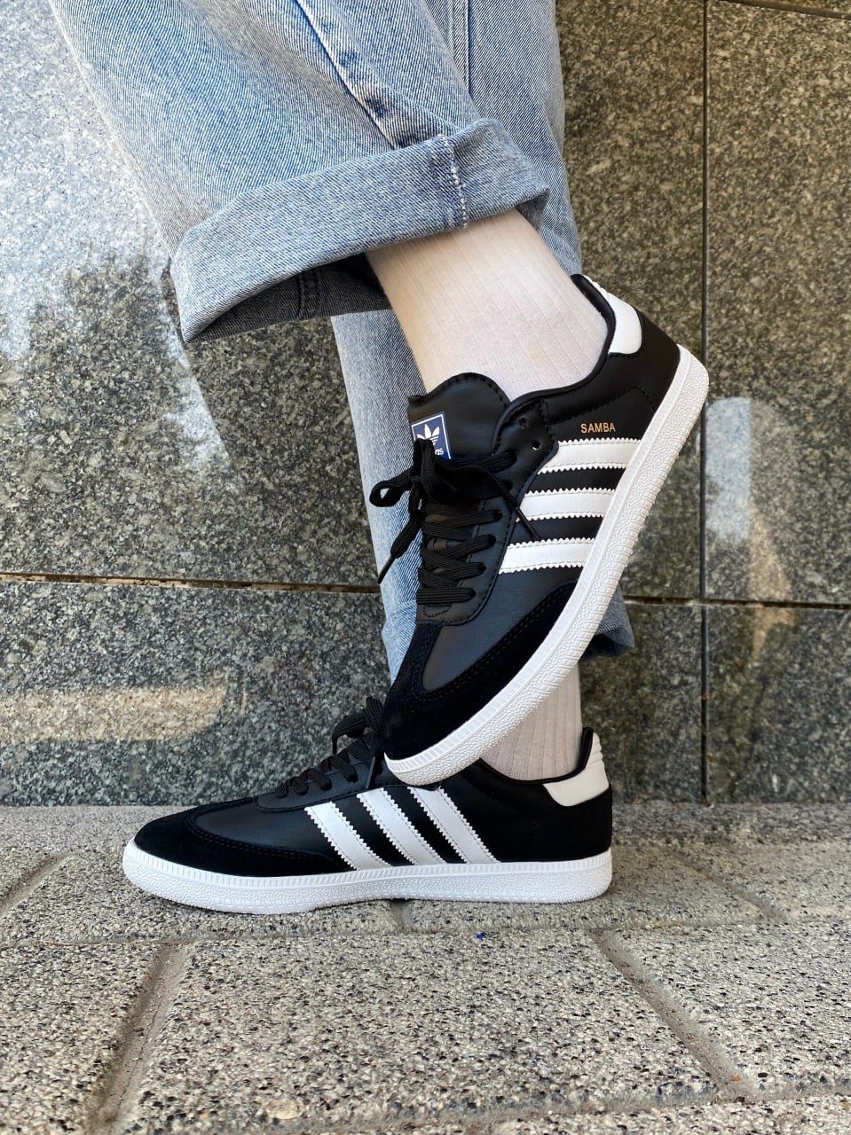 Жіночі кросівки Adidas Samba Black/White