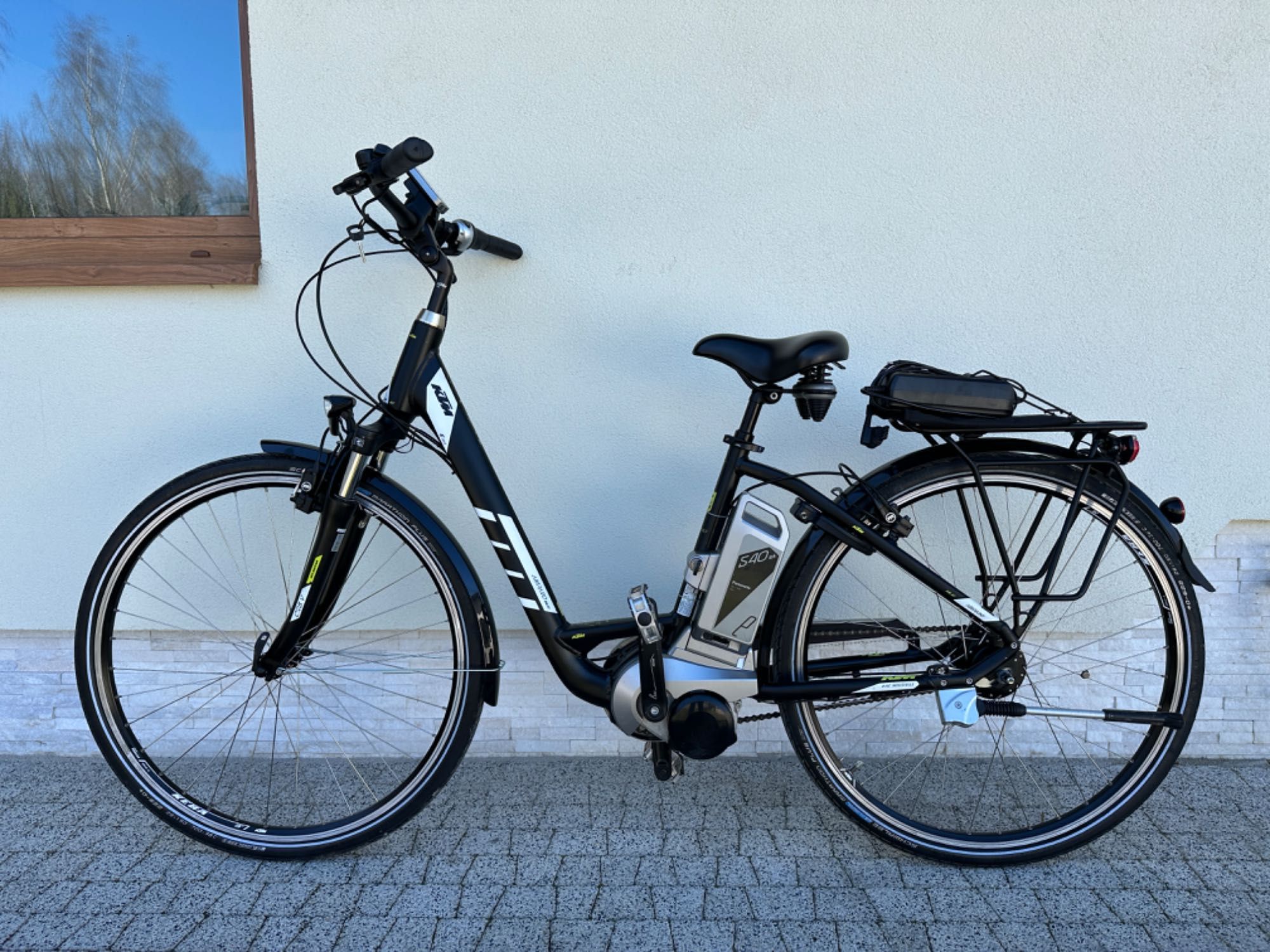 Rower KTM - koła 28, wsp elektryczne, ham hydrauliczne, Nexus