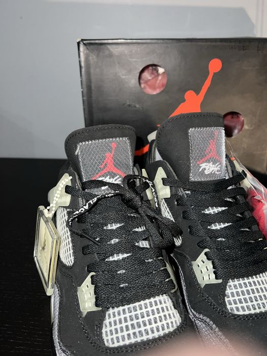 Jordan 4 x off white