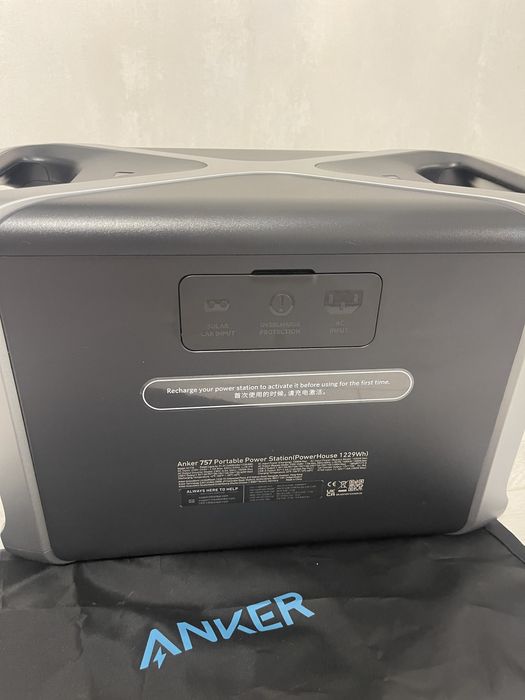 Зарядная станция Anker PowerHouse 757 1229Wh