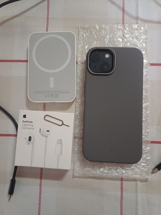 Iphone 13 midnight black