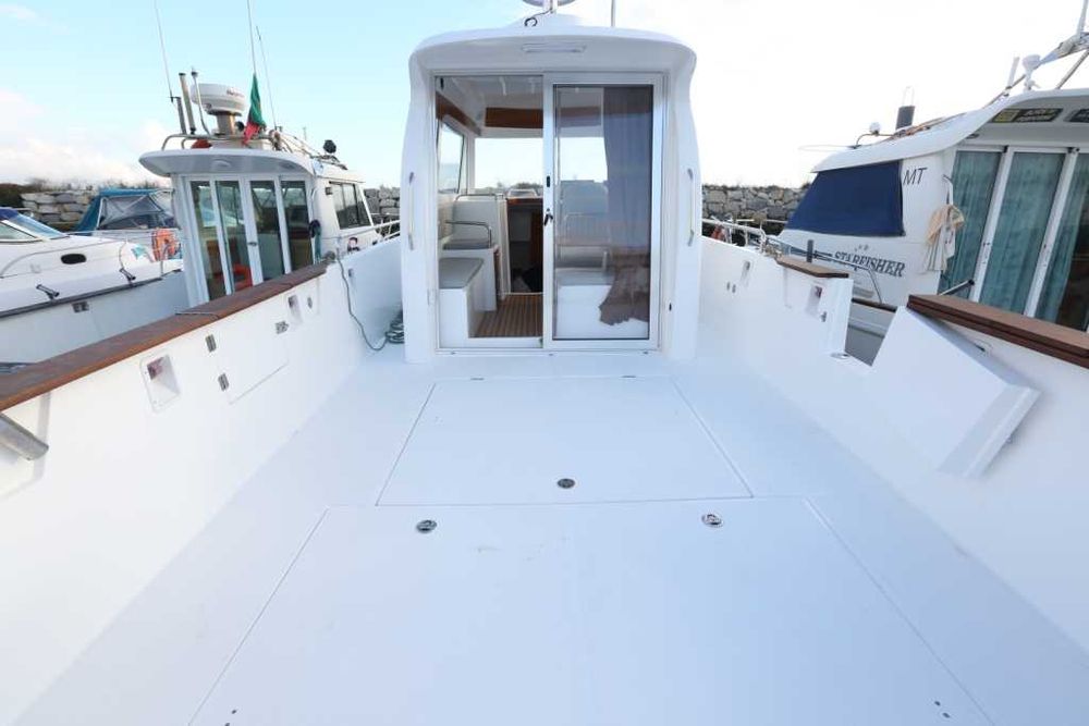 Molde em fibra de vidro, deste barco