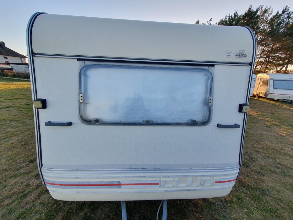 Przyczepa kempingowa Burtsner Club 88r 4x osoby Przedsionek Dmc 900kg