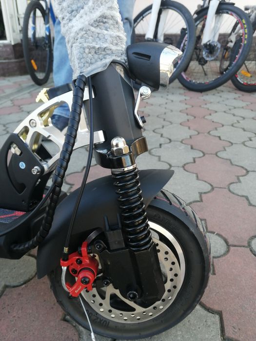 Електро с амокат