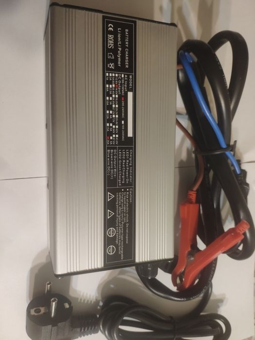 Потужна зарядка 14,6 В 20 А для LiFePO4 / Li‑ion акумуляторів — швидка